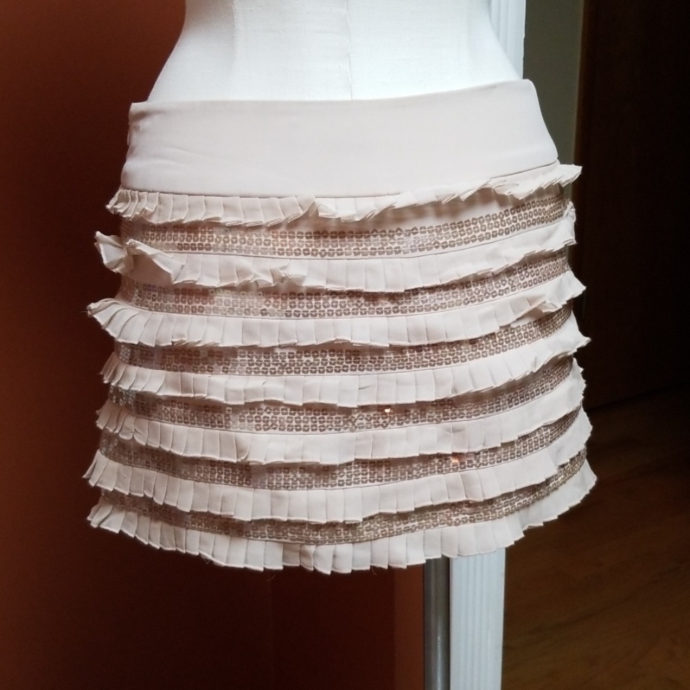 Bebe ruffle and sequins mini skirt